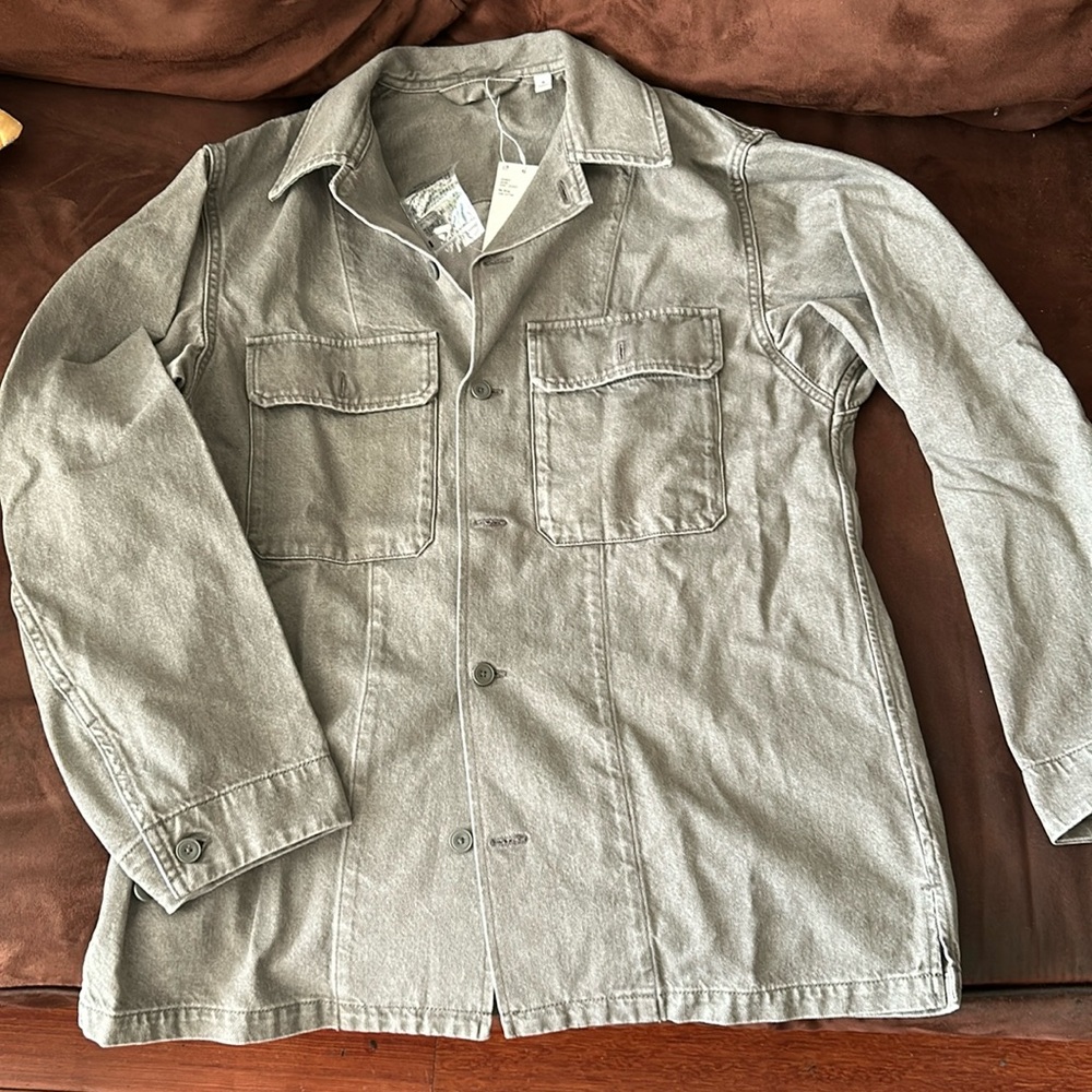 NWT Uniqlo denim shirt jacket